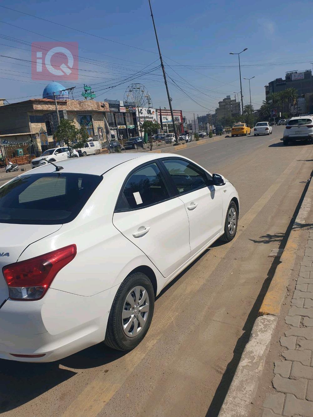 هیوندای رێینا